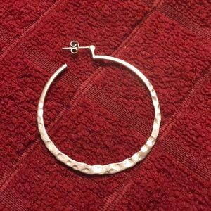 Silpada .925 Sterling Silver Hammered Earring (1)